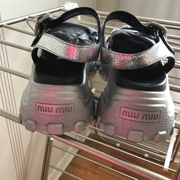 Sandal - Picture 3 of 8